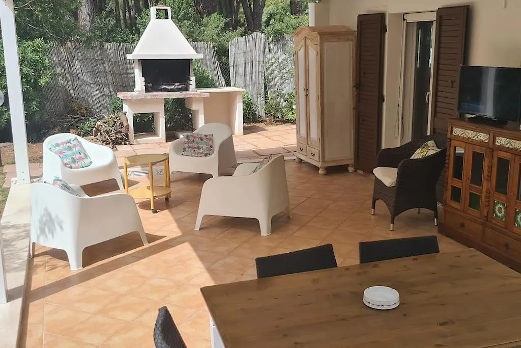 Villa Jungle House - Pineta Is Morus Santa Margherita di Pula 0*,